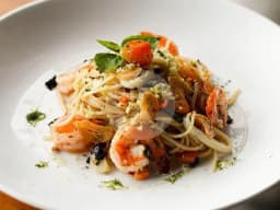 Spaghetti Aglio Oglio Seafood 
